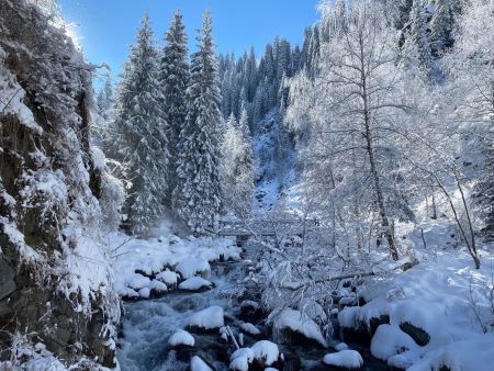 Alma-Arasan & Ayusai mountain